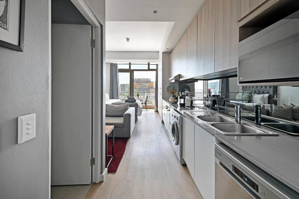 Naalia - The Sentinel Apartment Cape Town Exterior photo