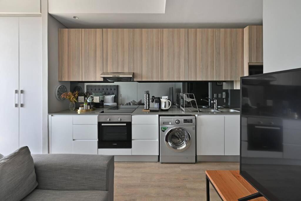 Naalia - The Sentinel Apartment Cape Town Exterior photo